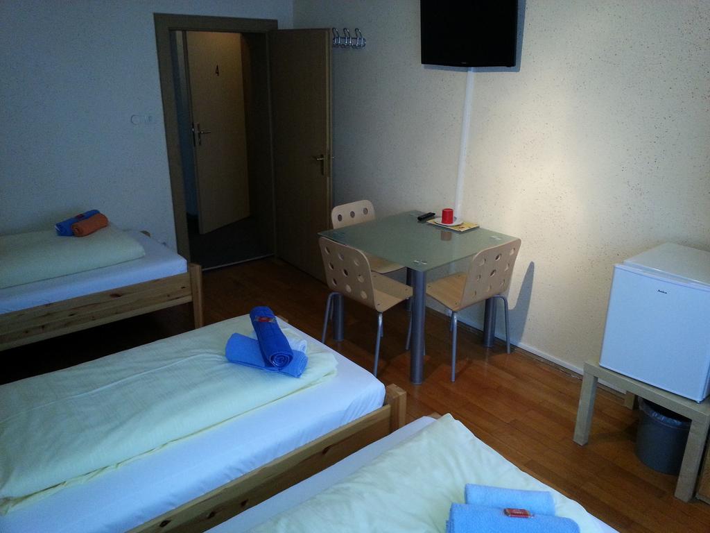 Gaestehaus Am Heuss-Platz 埃朗根 客房 照片